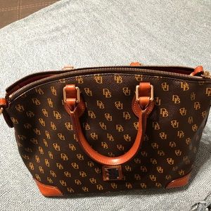 Used Dooney & Bourke handbag